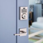 Kwikset 914 Contemporary Keypad SmartCode Electronic Deadbolt Smart Lock featuring SmartKey Security and ZigBee 3.0 Technology in Satin Nickel - Image 4